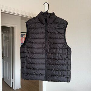 H&M Puffy Black Vest
